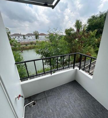 Racha Thewa Apartment | Comfy Hotels Suvarnabhumi Airport