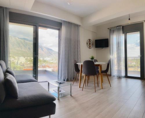 Kalamata Apartment | Comfy Vista Apartment