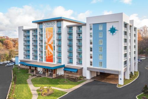 Pigeon Forge Hotel | Compass by Margaritaville Hotel Pigeon Forge