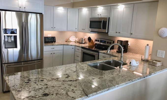 Briarcliffe Acres Condo | Completely Renovated 3BR 2Bath Direct Oceanfront. Granite Kitchen. Beach Locker.