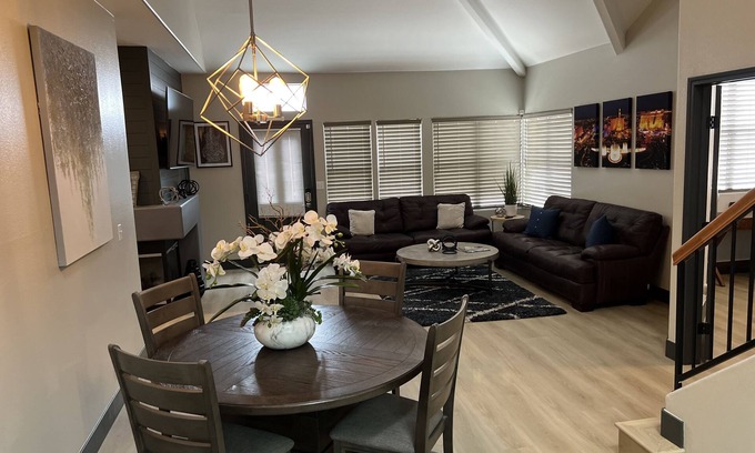 Las Vegas Condo | Condominium near to strip and New Raiders Stadium!