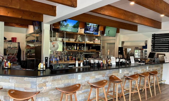 Poland Condo | Condos at Fairlawn