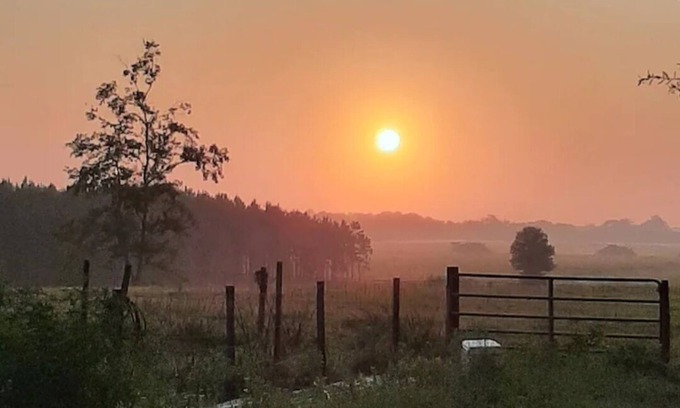 Chiefland House | Connect with Nature at this Peaceful home near by multiple springs and trails .