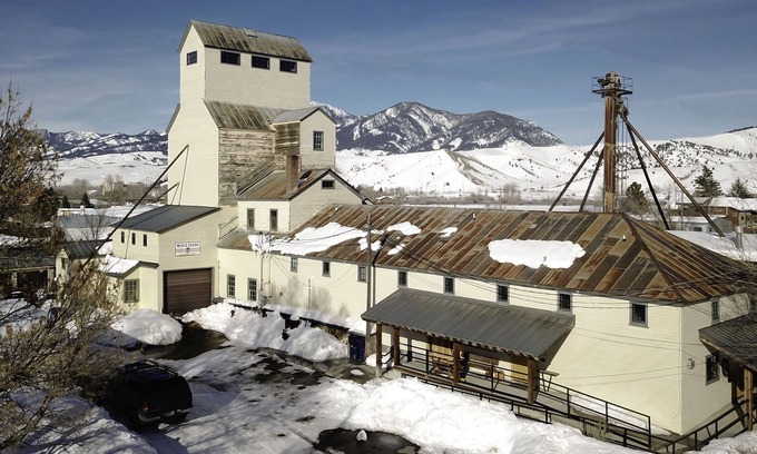 Bozeman House | Contemporary Flat in the historic Misco Mill Grain Elevator