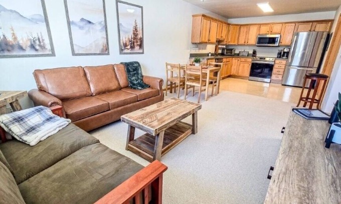 Red Lodge House | Convenient and Comfortable Townhome with Mountain Views