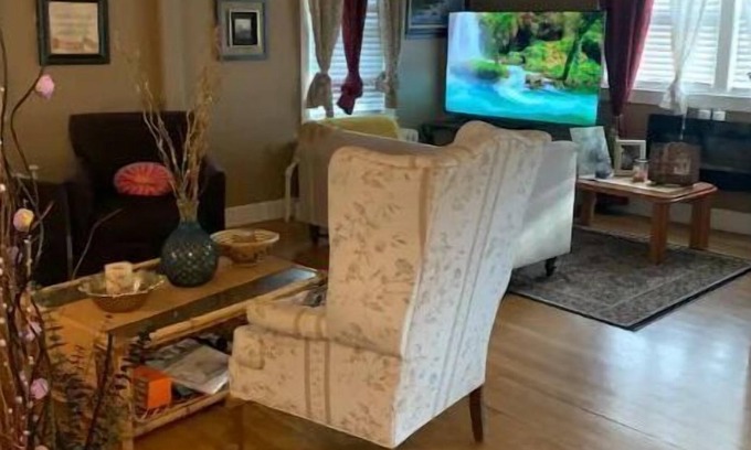 Stoneham House | Convenient to Boston attractions and businesses