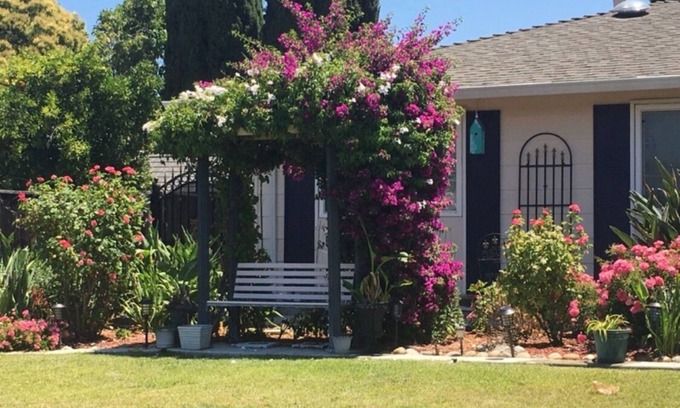 South San Jose House | Conveniently located by 101, 280, 680, 87: home for business travelers