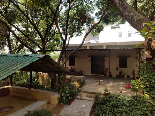 Bail Parao House | Corbett Green Orchard
