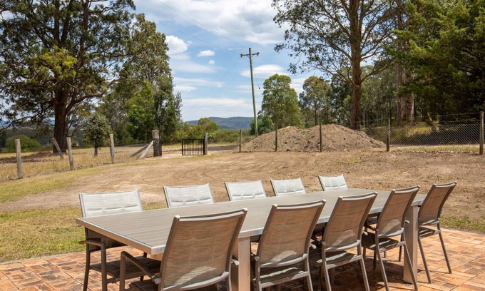 Wandandian House | Cork Valley Farm - Escape to 35 Acres in the Country