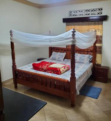 Entebbe House | Corner House Inn Entebbe,Bunono,katabi