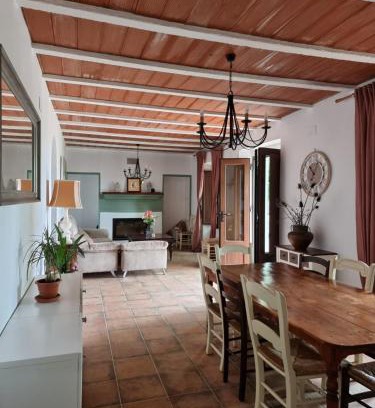 Calabazares House | Corteganillas