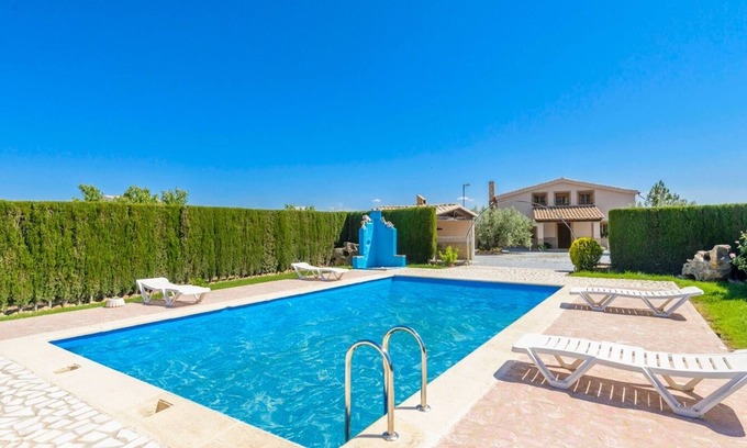 Pozo Alcon Villa | Cortijo Aurelia Pozo Alcón by Ruralidays