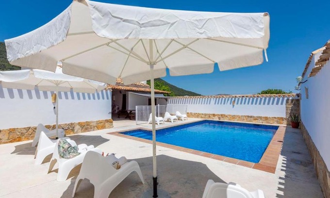 Las Lagunillas House | Cortijo El Llano Priego de Córdoba by Ruralidays