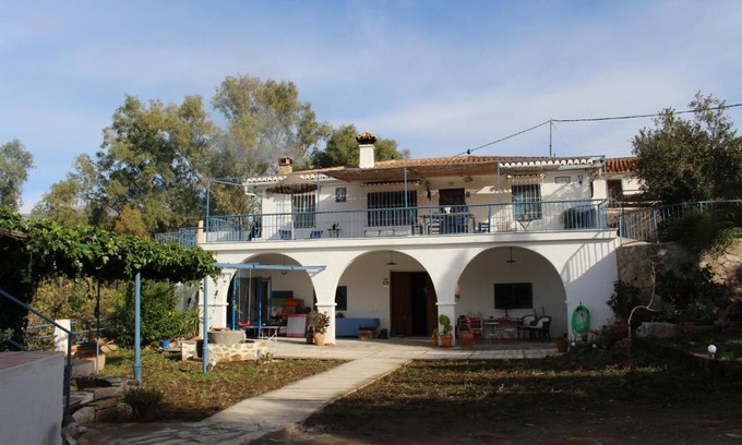 Alcaucin House | Cortijo el Puente