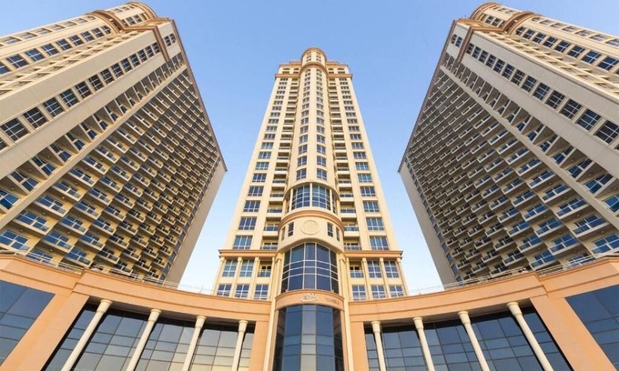 Dubai Production City Apartment | Cosmos Living Stunning Apt in Lago Vista