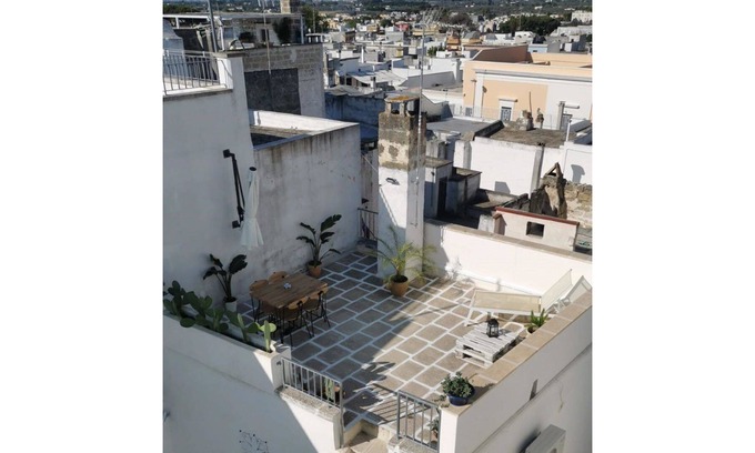Matino Apartment | Cosy apartment for 3 people with A/C, TV, terrace and pets allowed