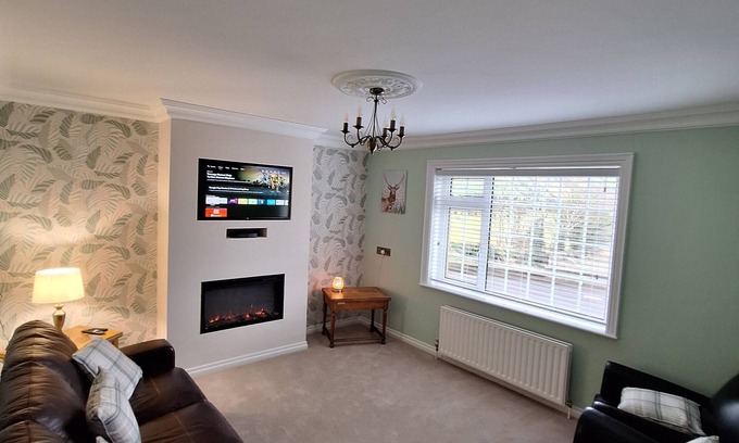 Glenariff House | Cosy comfortable modern bungalow surrounded by the stunning views of Glenriffe