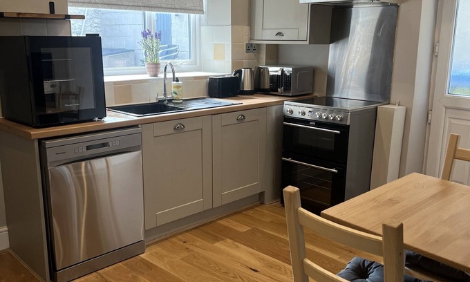 Wolsingham Cottage | Cosy Cottage - Street View