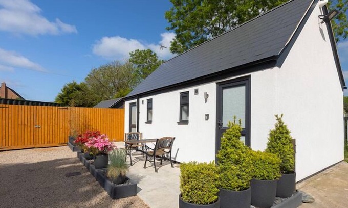 Gumley Apartment | Cosy double or twin Studio near Shearsby, England