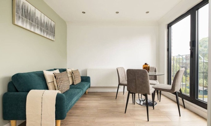 Acton Apartment | Cosy Double Room in Acton