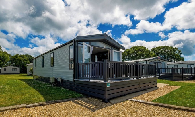 Ryde Cabin | Cosy Isle of Wight Lodge, just a few minutes away from St Helens Duver