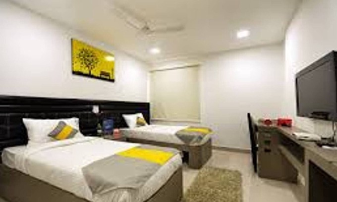 HITEC City House | Cosy Room With Private Bath And Work Desk