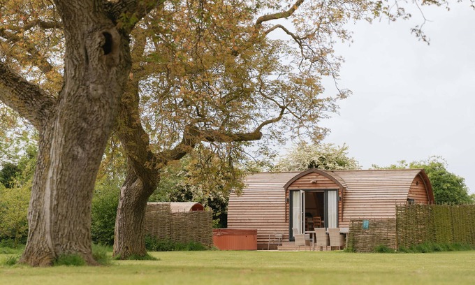 Weston Cabin | Cosy Rural Cabin With Hot Tub