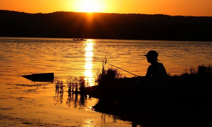 Langston Cottage | Cottage #4 Fisherman's Landing / 2-Bed 1-Bath Cottage w/Covered Boat Shelter