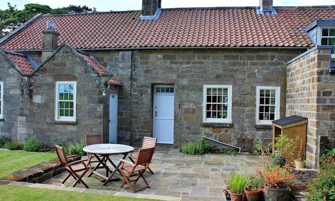 Carlton-in-Cleveland Cottage | Cottage in North York Moors near Manor House