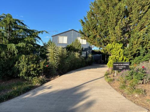 Mundongo House | Cottage in the Country