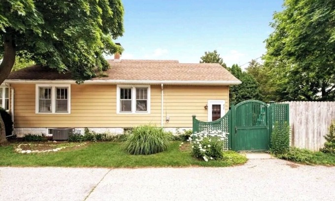 Lake Geneva Cottage | Cottage on Clover. Charming, quiet walk to town.