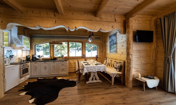 Bukowina Tatrzanska Ski Chalet | COTTAGE POWDER WITH PRIVATE JACUZZI