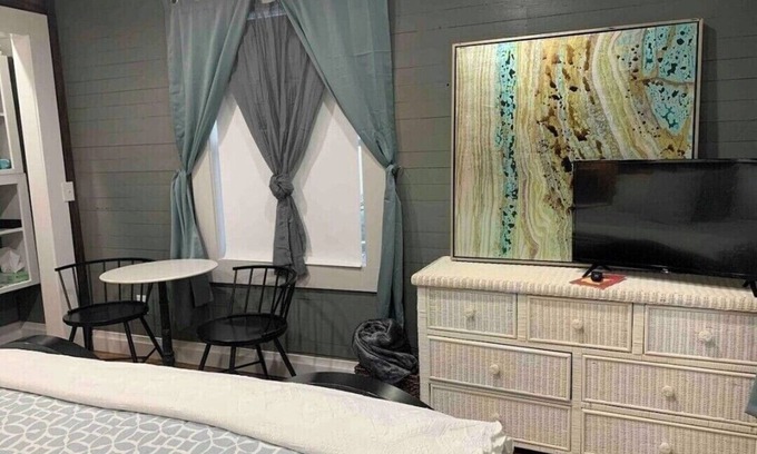 Fort Payne House | Cottage Studio #2