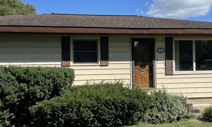 Streator House | Coty’s House? So much more than a motel. A home away from home