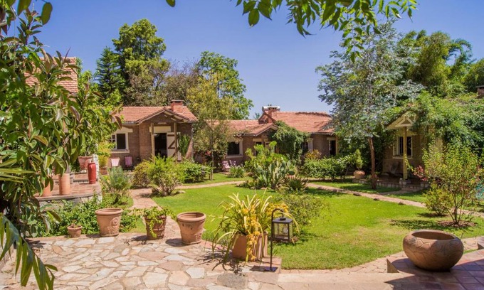 Antsirabe Hotel | Couleur Café