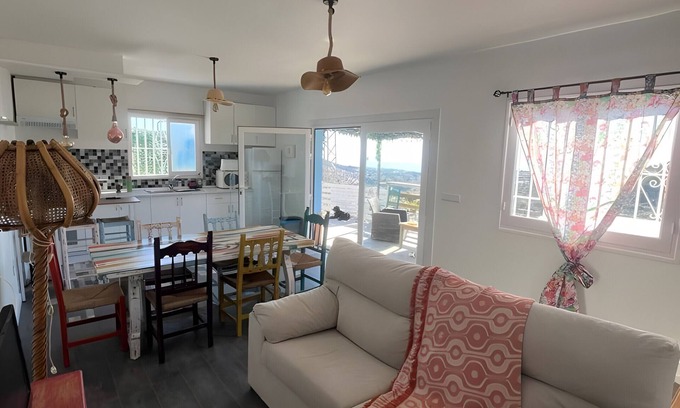 Velez-Malaga House | Country House 'Monkey Love' with Sea View, Wi-Fi and Air Conditioning