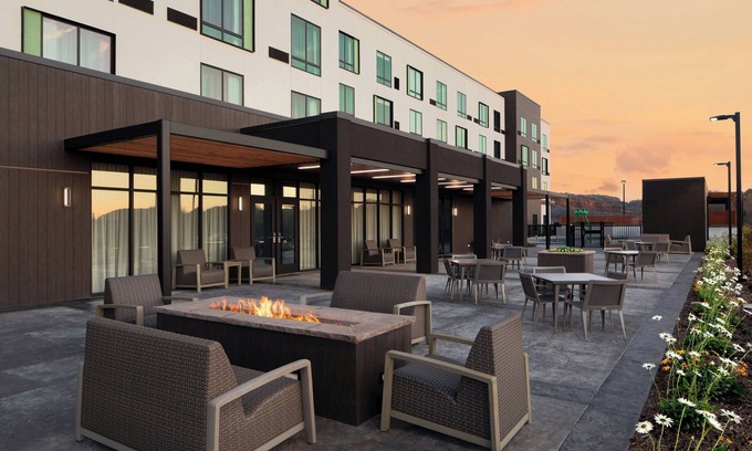 Kodak Hotel | Courtyard by Marriott Kodak Sevierville