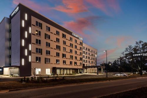 Northwest Pensacola Hotel | Courtyard by Marriott Pensacola I-10 West