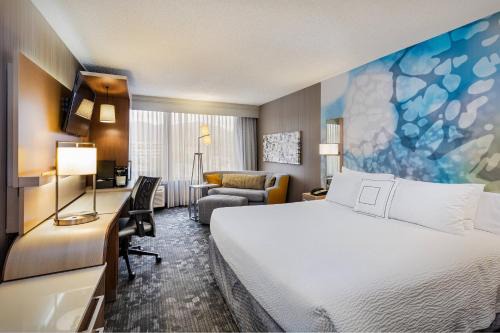 Riverside Hotel | Courtyard by Marriott Riverside UCR/Moreno Valley Area