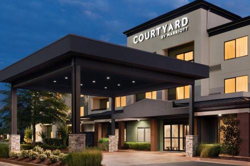 Tulsa Hotel | Courtyard by Marriott Tulsa Central