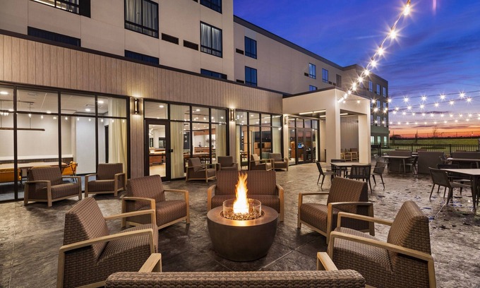 Bettendorf Hotel | Courtyard by Marriott Bettendorf