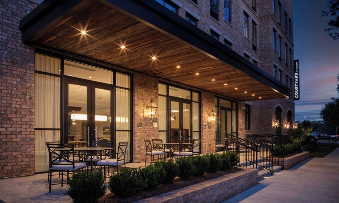 Thomasville Hotel | Courtyard by Marriott Thomasville Downtown