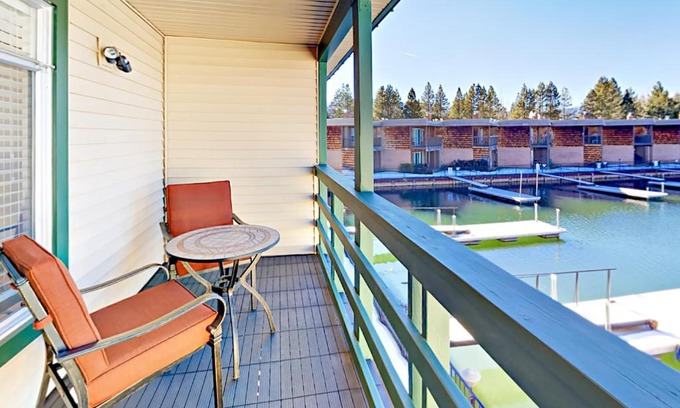 Tahoe Keys Apartment | Cove 141