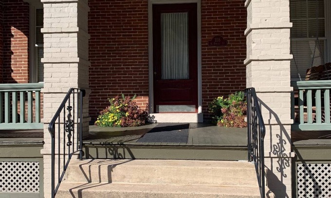 Carlisle Apartment | Coziness at its best