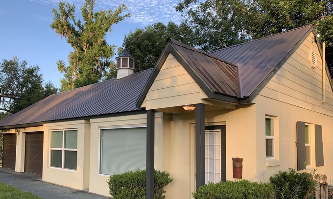 Glenwood Cottage | Cozy 1 Bed and 1&1/2 bath on private and peaceful 7.5 acres