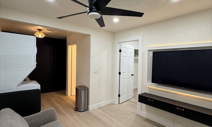 Sunrise Manor Villa | Cozy 1 bedroom 1 bath escape with stunning city views