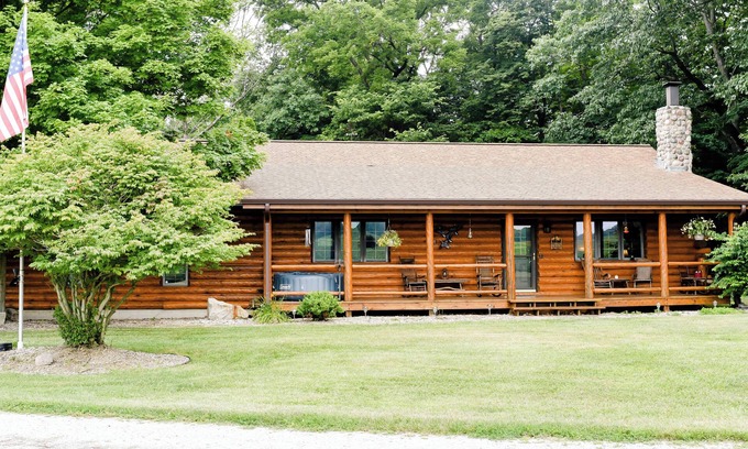Rockfield House | Cozy 1-bedroom log home in scenic rural Carroll County-Delphi