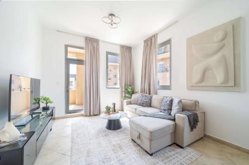 Motor City Apartment | Cozy 1BR in the Peaceful Community of Motor City