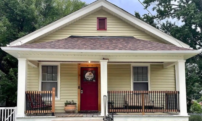 Hillsdale House | Cozy 2 Bdrm Home Newly Renovated Safe Location