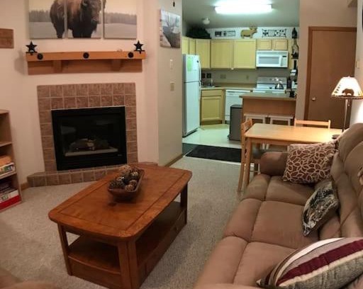 Big Sky Apartment | Cozy 2 BR Mountain View - walk to resort